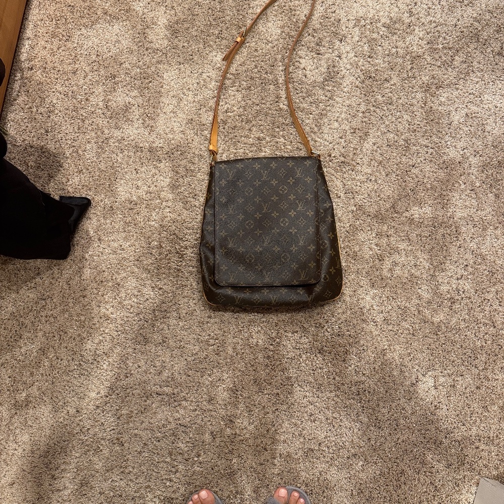 Louis Vuitton Monogram Musette Crossbody Bag